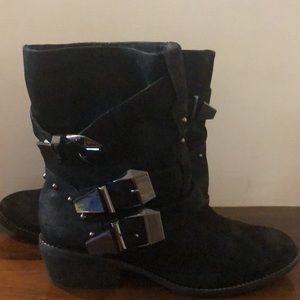 B makowsky suede calf boots! Worn once!